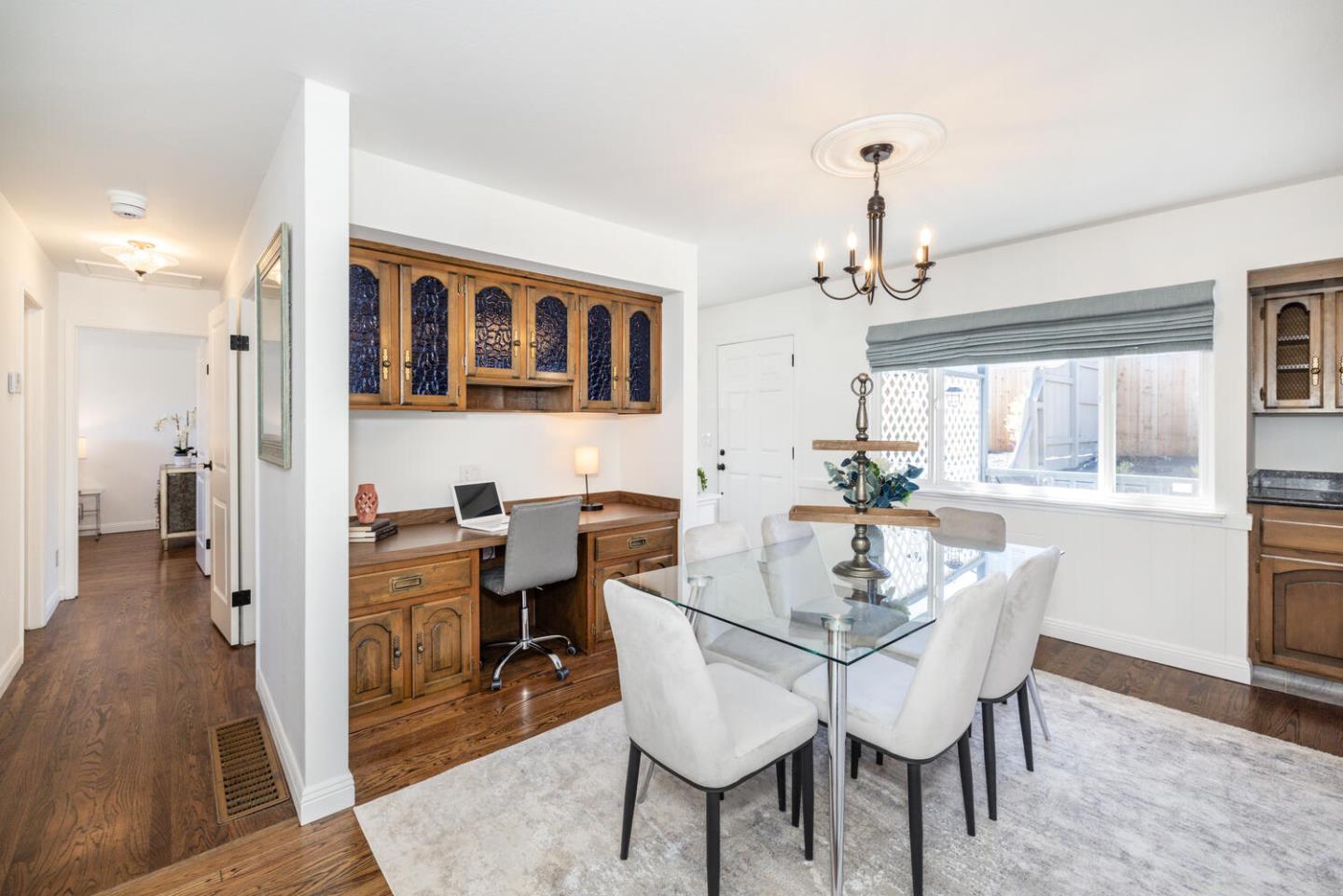 Detail Gallery Image 11 of 55 For 2511 Carmel Dr, San Bruno,  CA 94066 - 3 Beds | 2/1 Baths