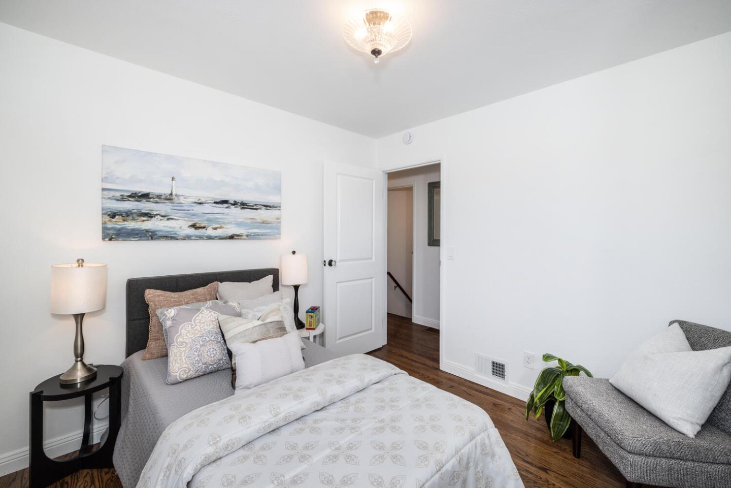 Detail Gallery Image 22 of 55 For 2511 Carmel Dr, San Bruno,  CA 94066 - 3 Beds | 2/1 Baths