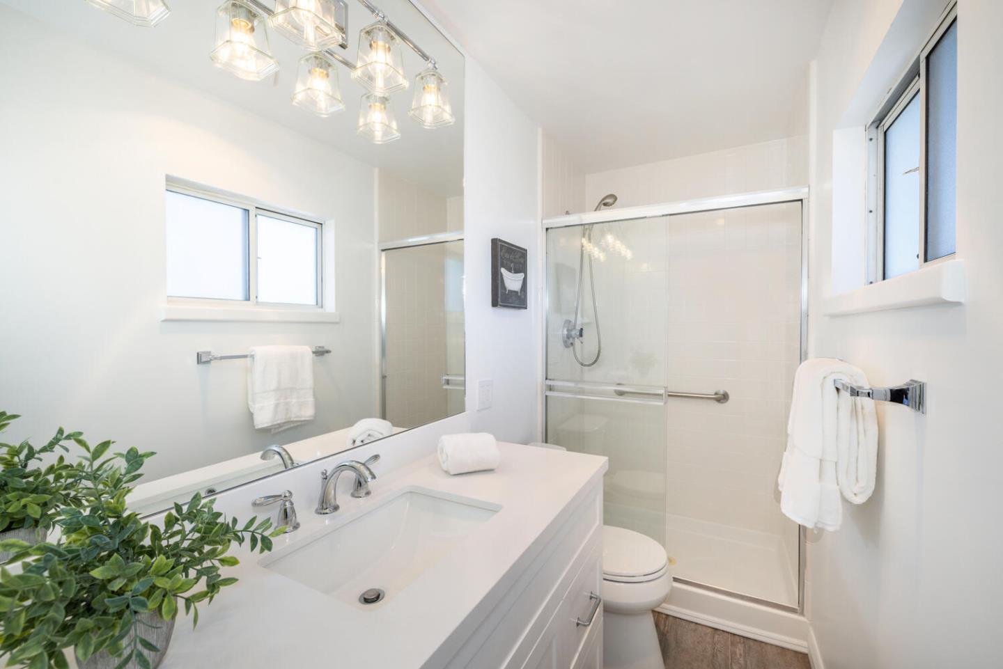 Detail Gallery Image 26 of 55 For 2511 Carmel Dr, San Bruno,  CA 94066 - 3 Beds | 2/1 Baths