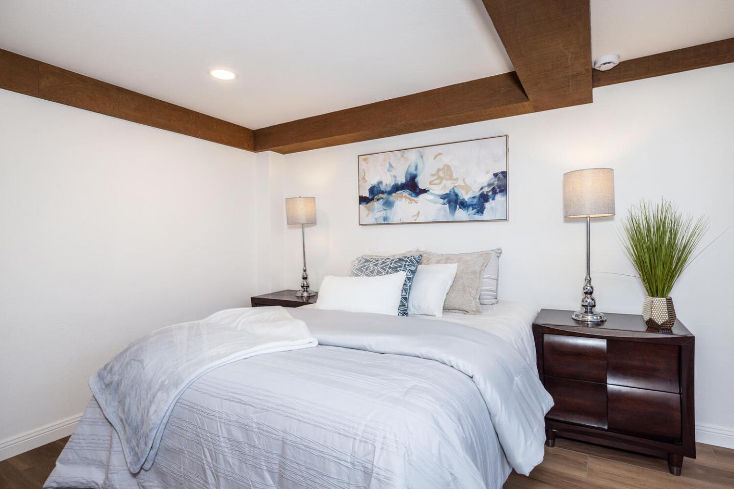 Detail Gallery Image 33 of 55 For 2511 Carmel Dr, San Bruno,  CA 94066 - 3 Beds | 2/1 Baths