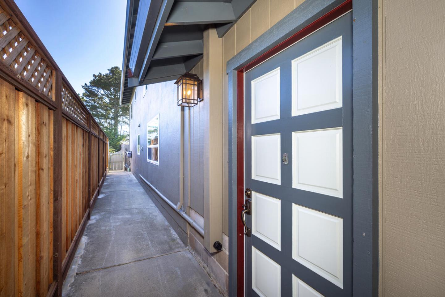 Detail Gallery Image 42 of 55 For 2511 Carmel Dr, San Bruno,  CA 94066 - 3 Beds | 2/1 Baths