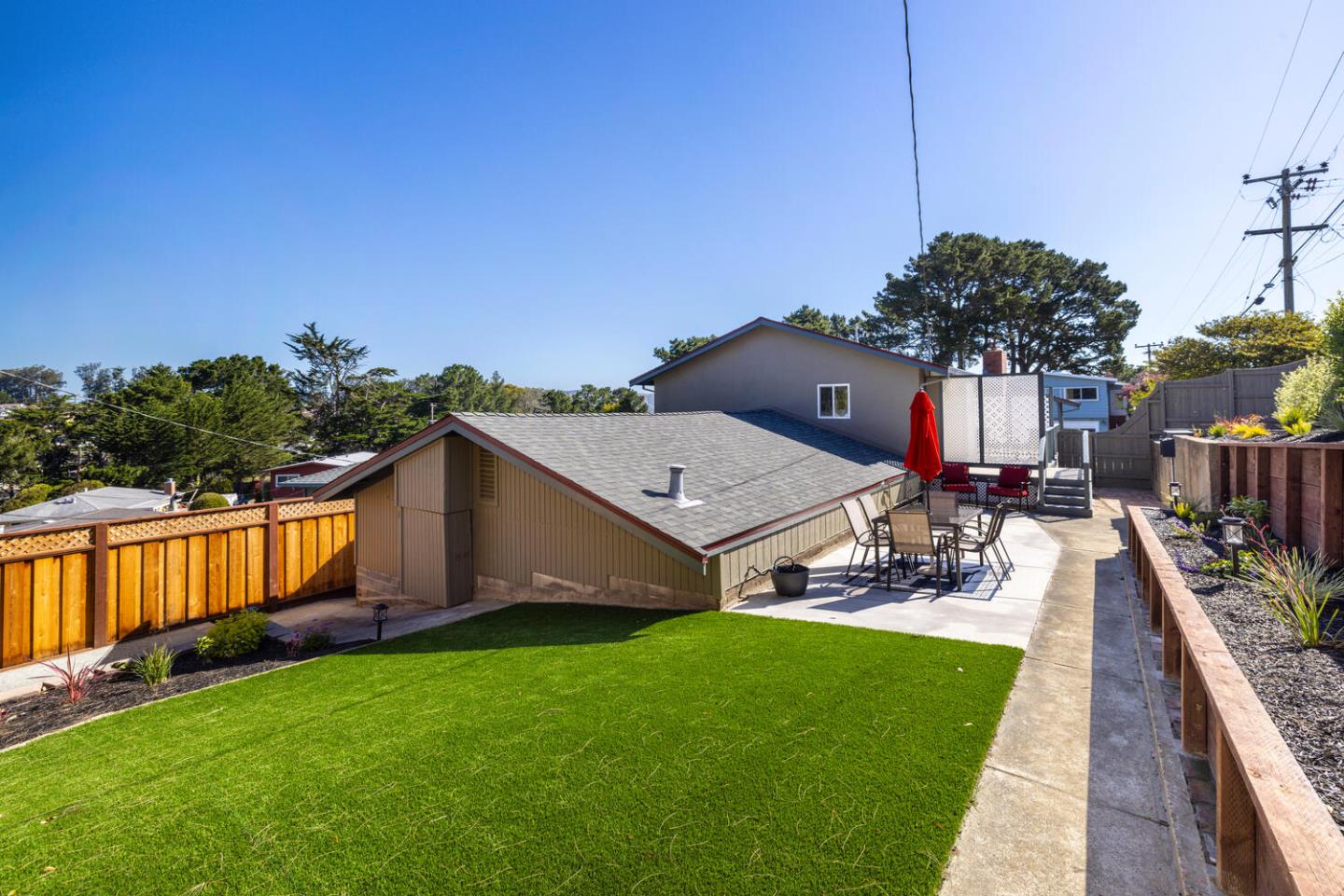 Detail Gallery Image 44 of 55 For 2511 Carmel Dr, San Bruno,  CA 94066 - 3 Beds | 2/1 Baths