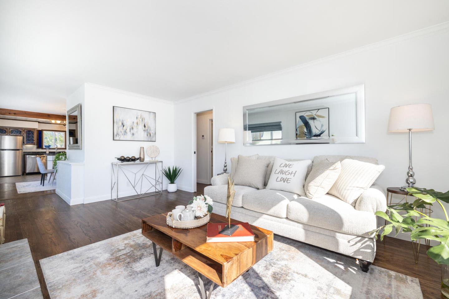 Detail Gallery Image 8 of 55 For 2511 Carmel Dr, San Bruno,  CA 94066 - 3 Beds | 2/1 Baths