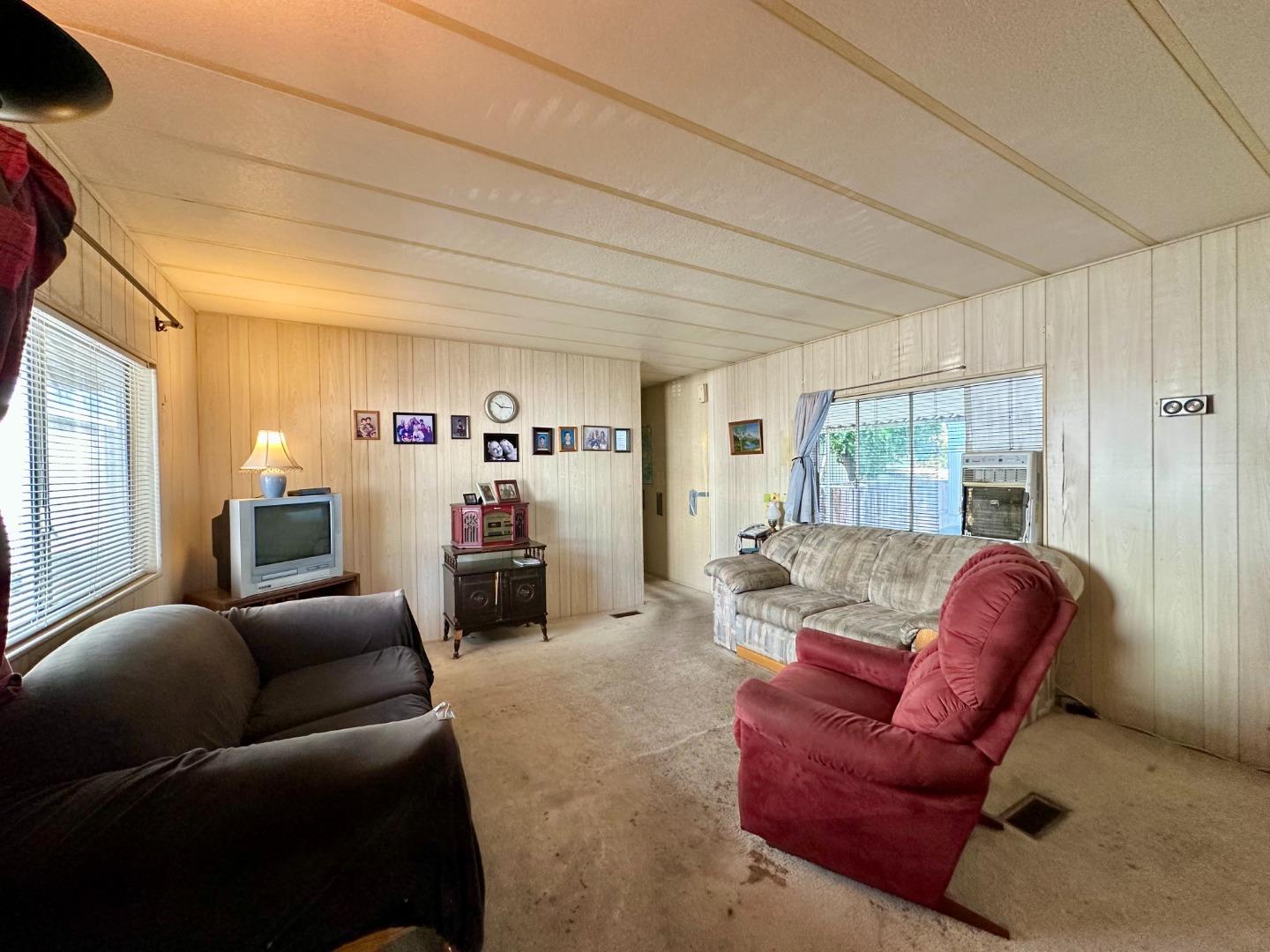 Detail Gallery Image 2 of 9 For 2150 Monterey Rd #191,  San Jose,  CA 95112 - 2 Beds | 1 Baths