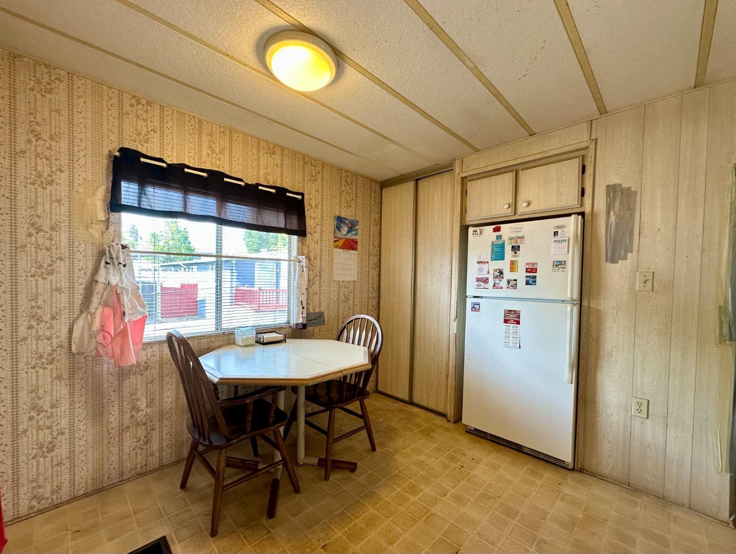 Detail Gallery Image 5 of 9 For 2150 Monterey Rd #191,  San Jose,  CA 95112 - 2 Beds | 1 Baths
