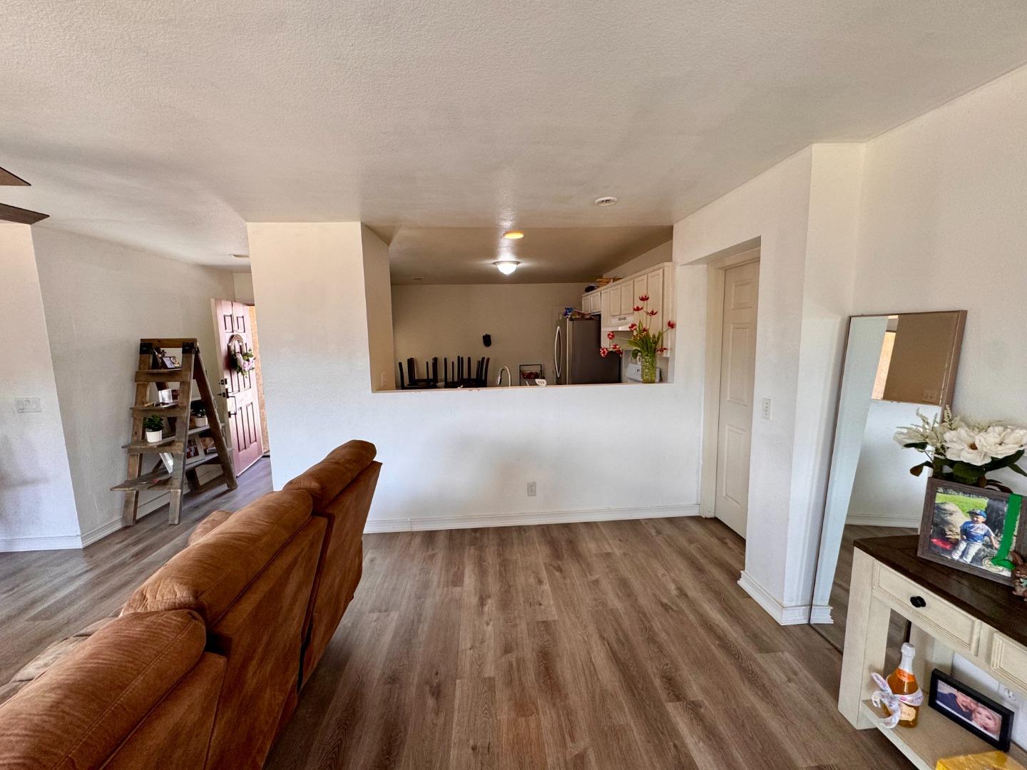 Detail Gallery Image 8 of 8 For 620 Verano St, Soledad,  CA 93960 - 4 Beds | 2 Baths