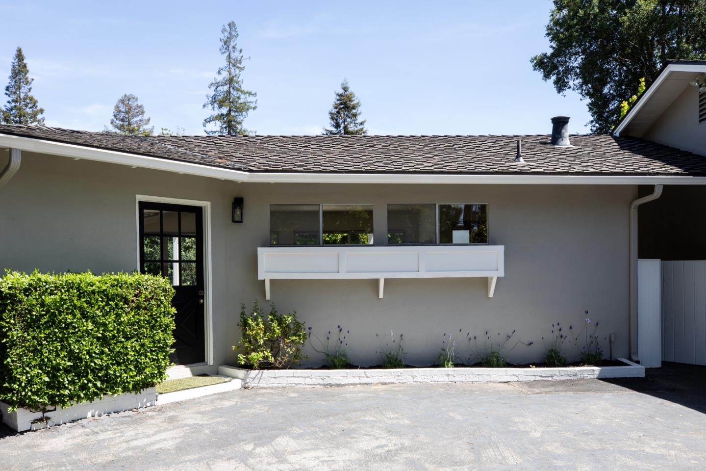 Detail Gallery Image 22 of 29 For 939 Carmel Ct, Los Altos,  CA 94022 - 3 Beds | 2 Baths