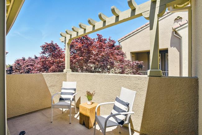 Detail Gallery Image 13 of 37 For 937 Mente Linda Loop, Milpitas,  CA 95035 - 2 Beds | 2 Baths