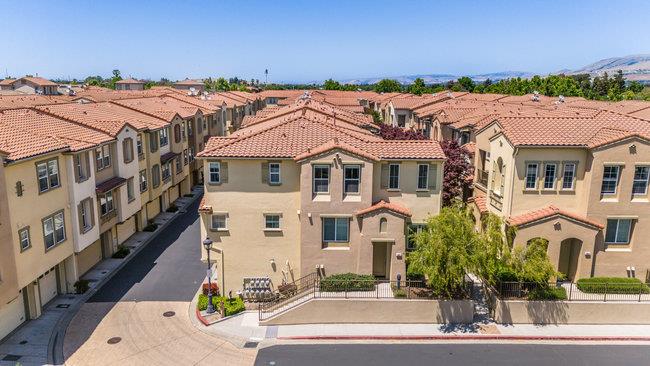 Detail Gallery Image 32 of 37 For 937 Mente Linda Loop, Milpitas,  CA 95035 - 2 Beds | 2 Baths