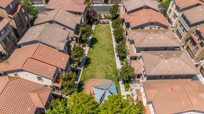 Detail Gallery Image 35 of 37 For 937 Mente Linda Loop, Milpitas,  CA 95035 - 2 Beds | 2 Baths
