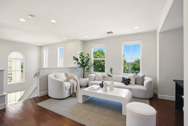 Detail Gallery Image 5 of 37 For 937 Mente Linda Loop, Milpitas,  CA 95035 - 2 Beds | 2 Baths