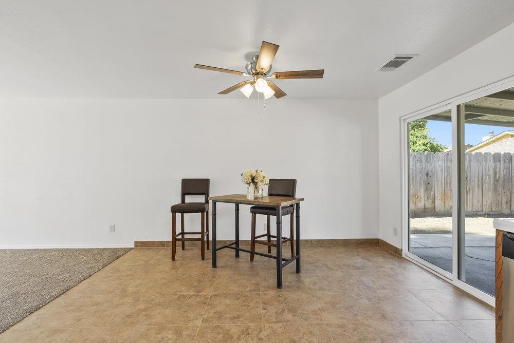 Detail Gallery Image 16 of 47 For 22 Line St, Hollister,  CA 95023 - 3 Beds | 2 Baths