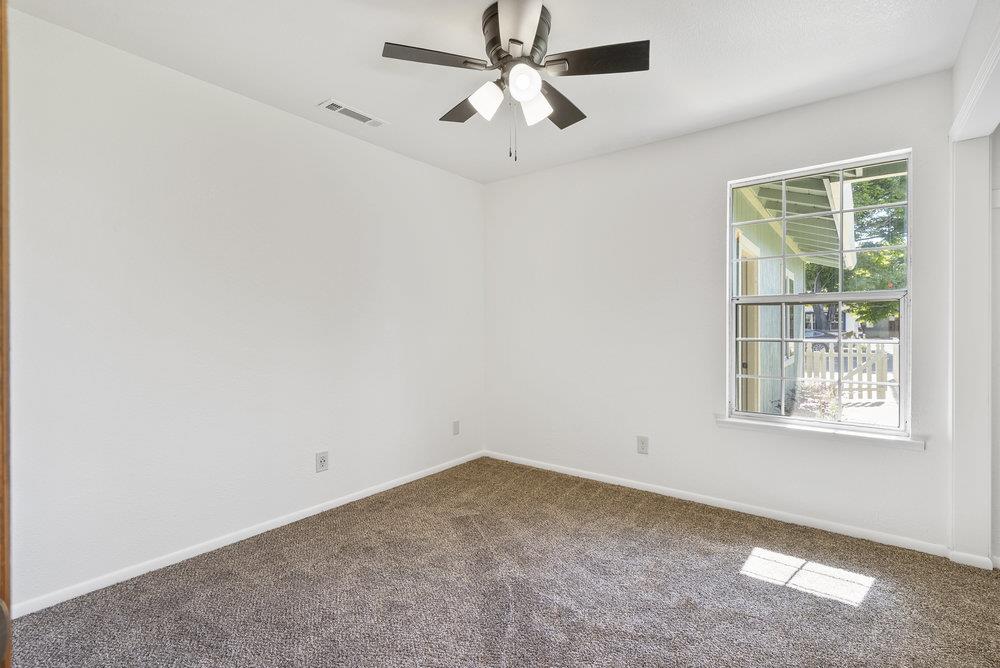 Detail Gallery Image 18 of 47 For 22 Line St, Hollister,  CA 95023 - 3 Beds | 2 Baths
