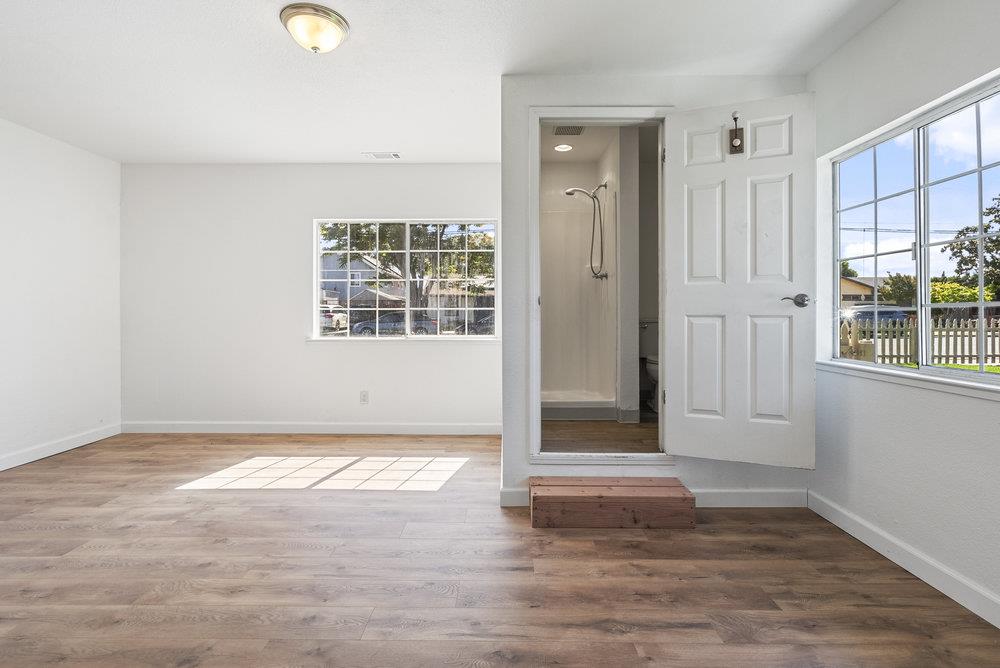 Detail Gallery Image 32 of 47 For 22 Line St, Hollister,  CA 95023 - 3 Beds | 2 Baths