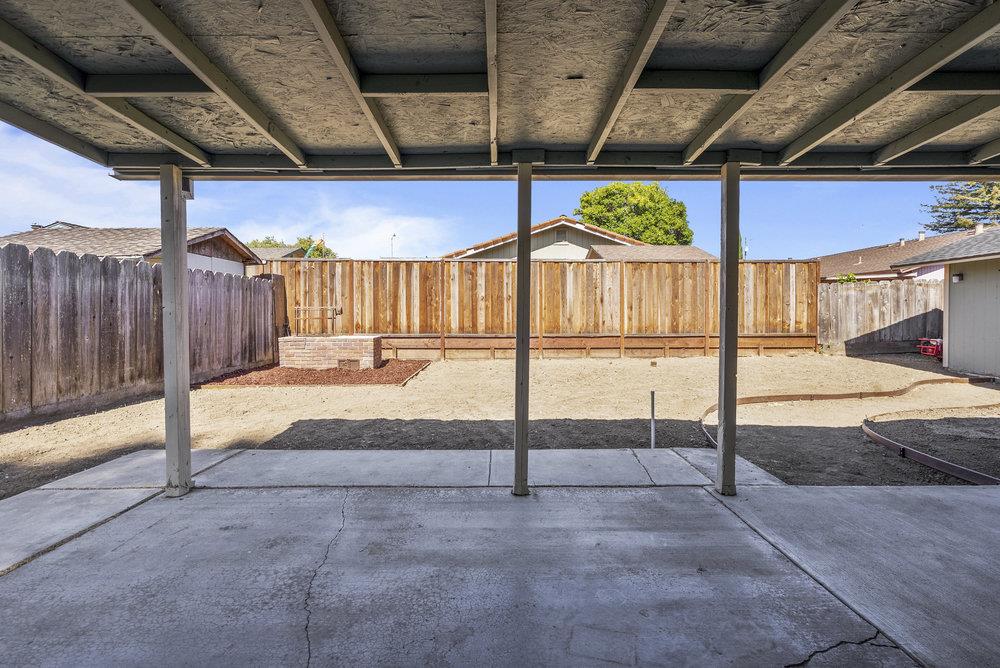 Detail Gallery Image 35 of 47 For 22 Line St, Hollister,  CA 95023 - 3 Beds | 2 Baths