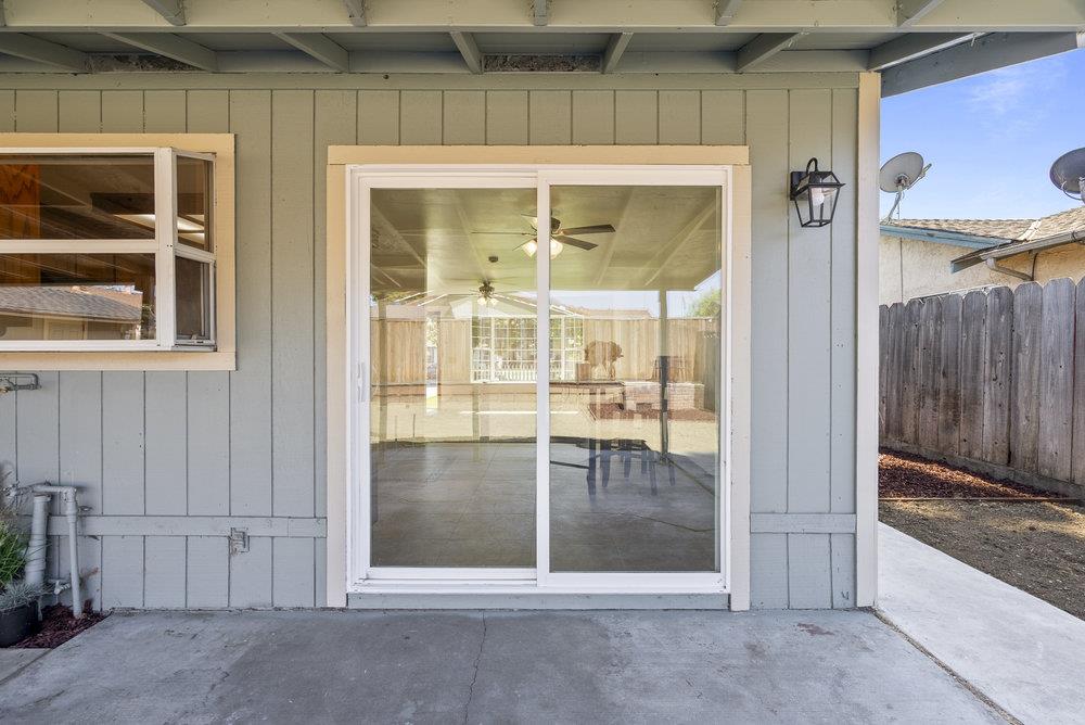 Detail Gallery Image 38 of 47 For 22 Line St, Hollister,  CA 95023 - 3 Beds | 2 Baths