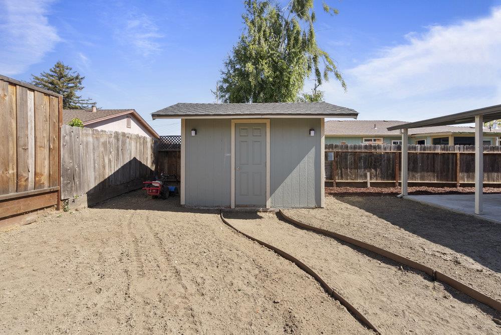 Detail Gallery Image 42 of 47 For 22 Line St, Hollister,  CA 95023 - 3 Beds | 2 Baths