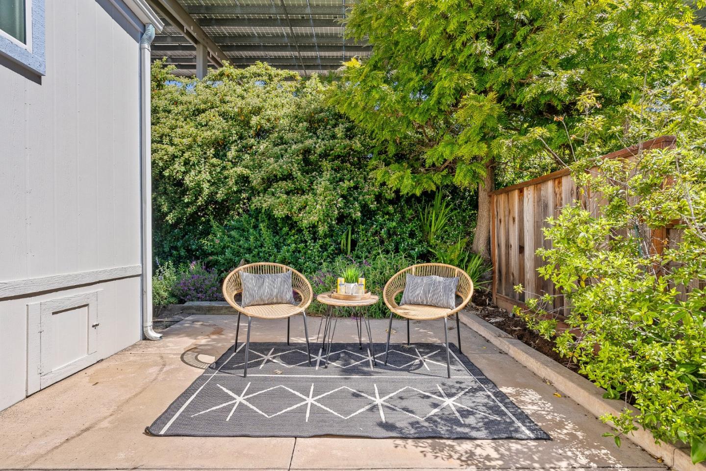 Detail Gallery Image 20 of 27 For 100 North Rodeo Gulch Rd #15,  Soquel,  CA 95073 - 2 Beds | 2 Baths