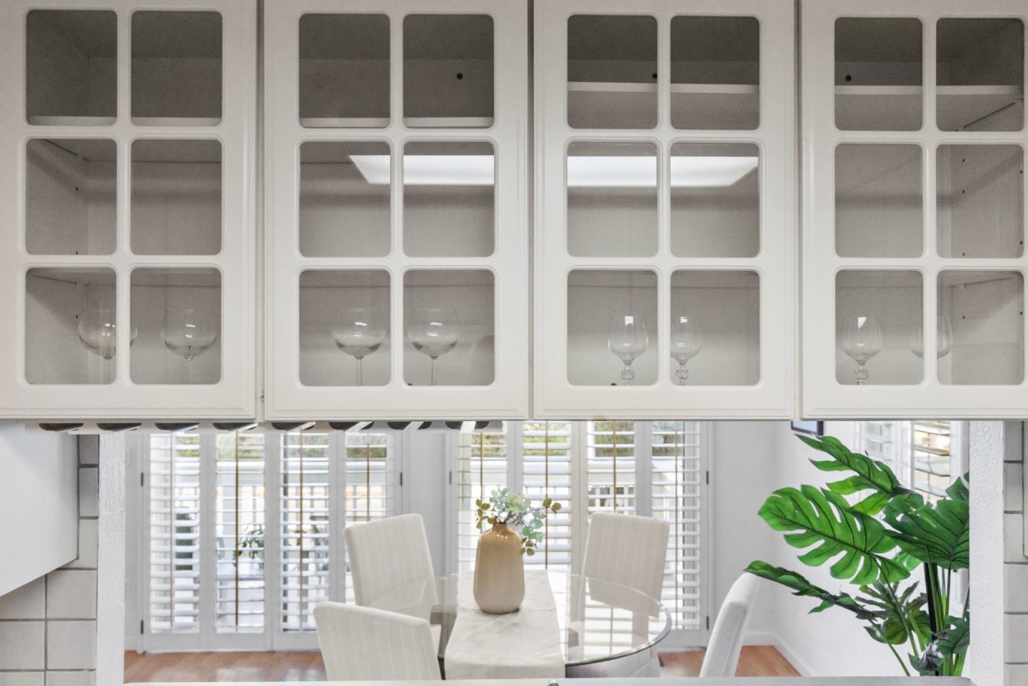 Detail Gallery Image 12 of 44 For 1086 Tiller Ln, Foster City,  CA 94404 - 3 Beds | 2/1 Baths