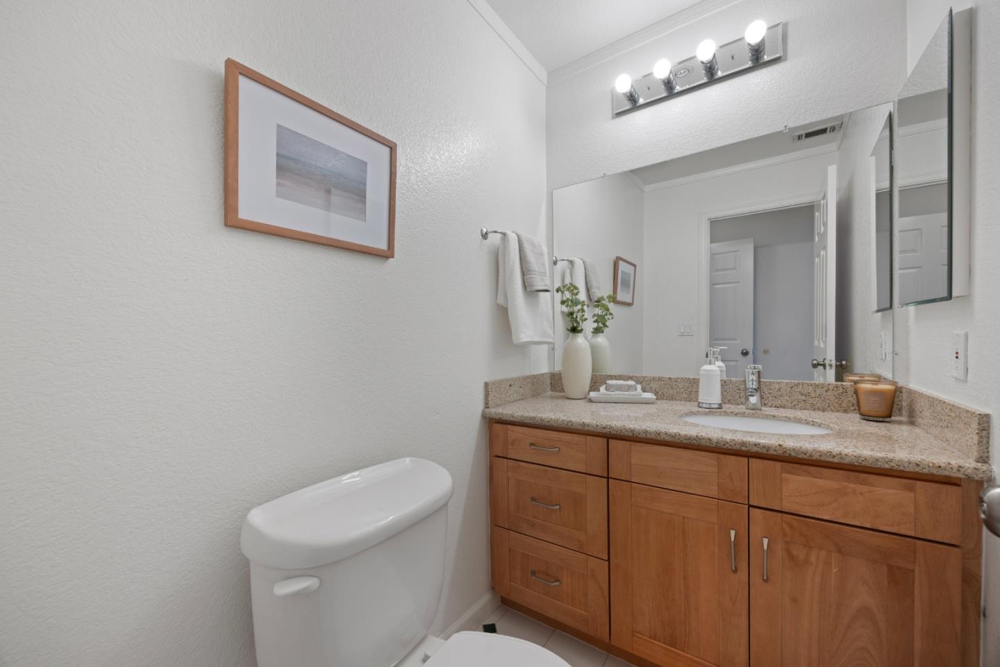 Detail Gallery Image 19 of 44 For 1086 Tiller Ln, Foster City,  CA 94404 - 3 Beds | 2/1 Baths