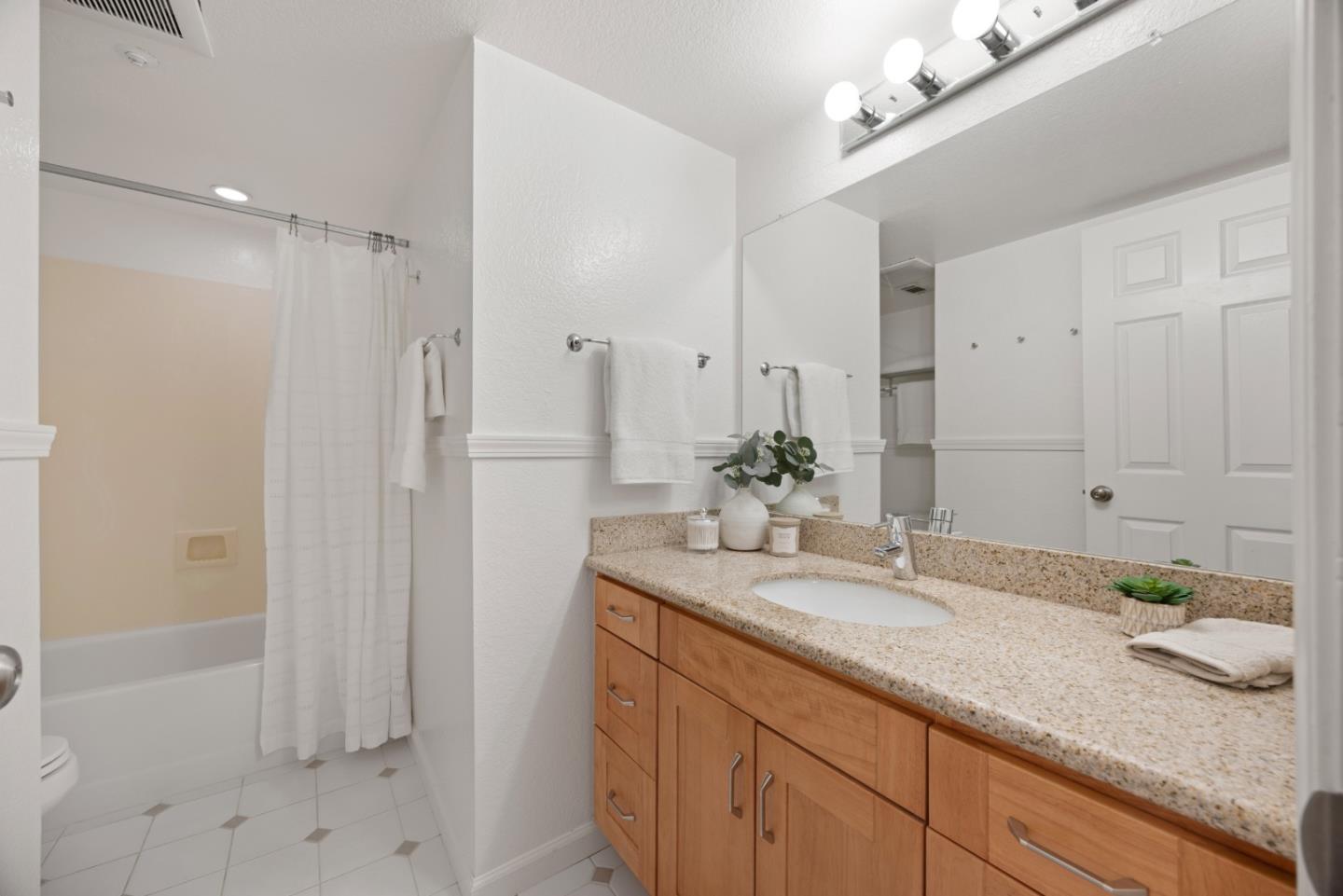 Detail Gallery Image 32 of 44 For 1086 Tiller Ln, Foster City,  CA 94404 - 3 Beds | 2/1 Baths
