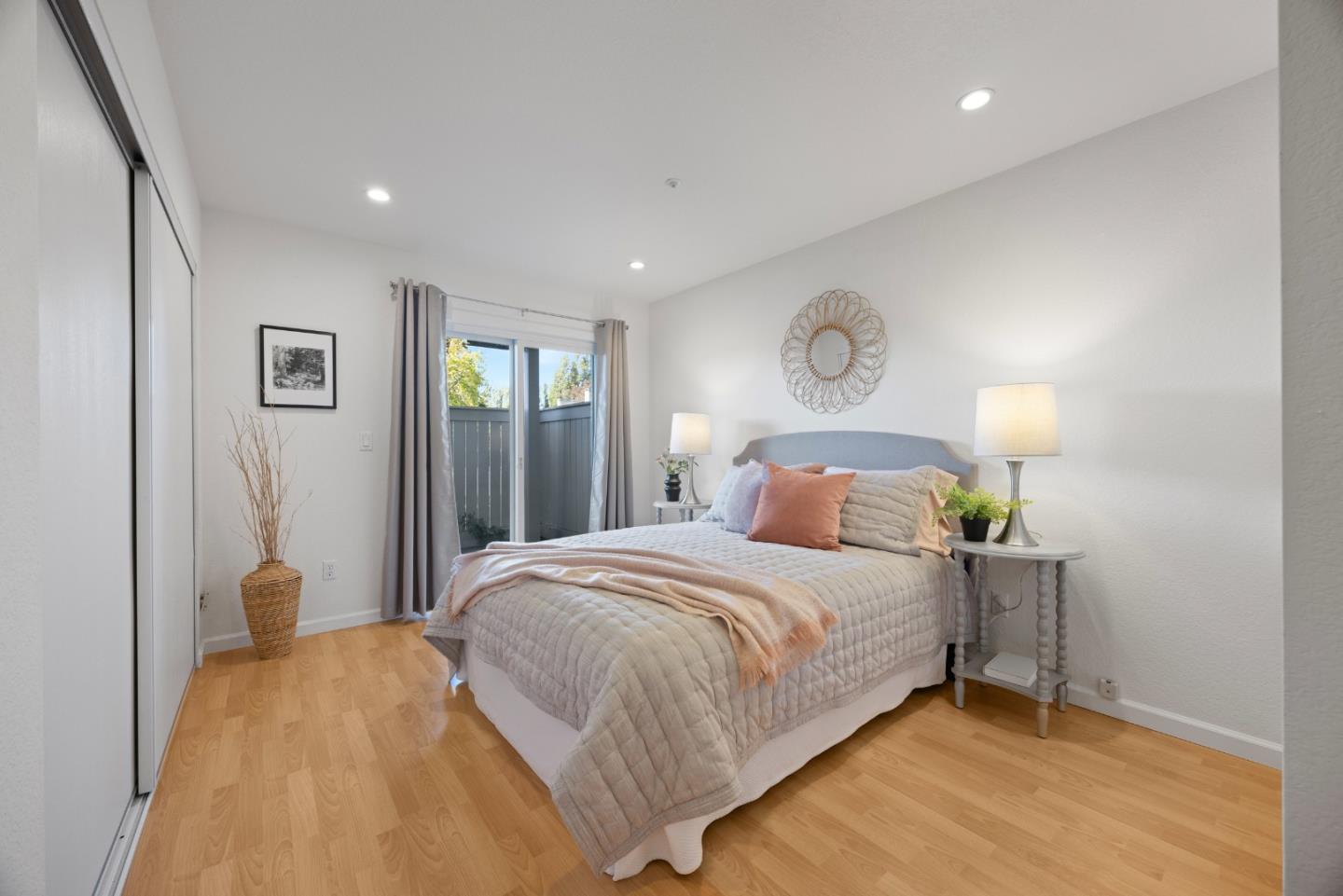 Detail Gallery Image 33 of 44 For 1086 Tiller Ln, Foster City,  CA 94404 - 3 Beds | 2/1 Baths