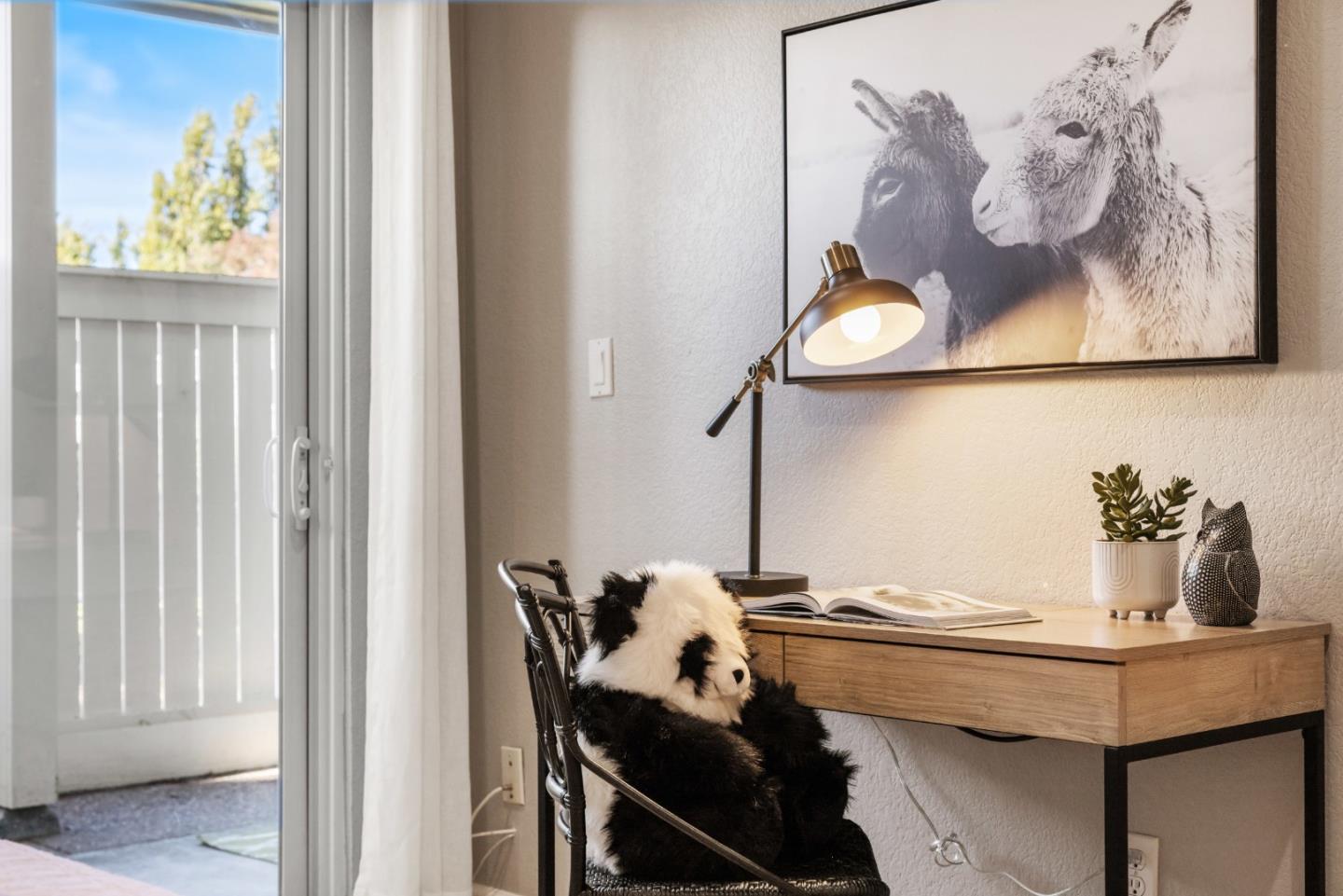 Detail Gallery Image 35 of 44 For 1086 Tiller Ln, Foster City,  CA 94404 - 3 Beds | 2/1 Baths