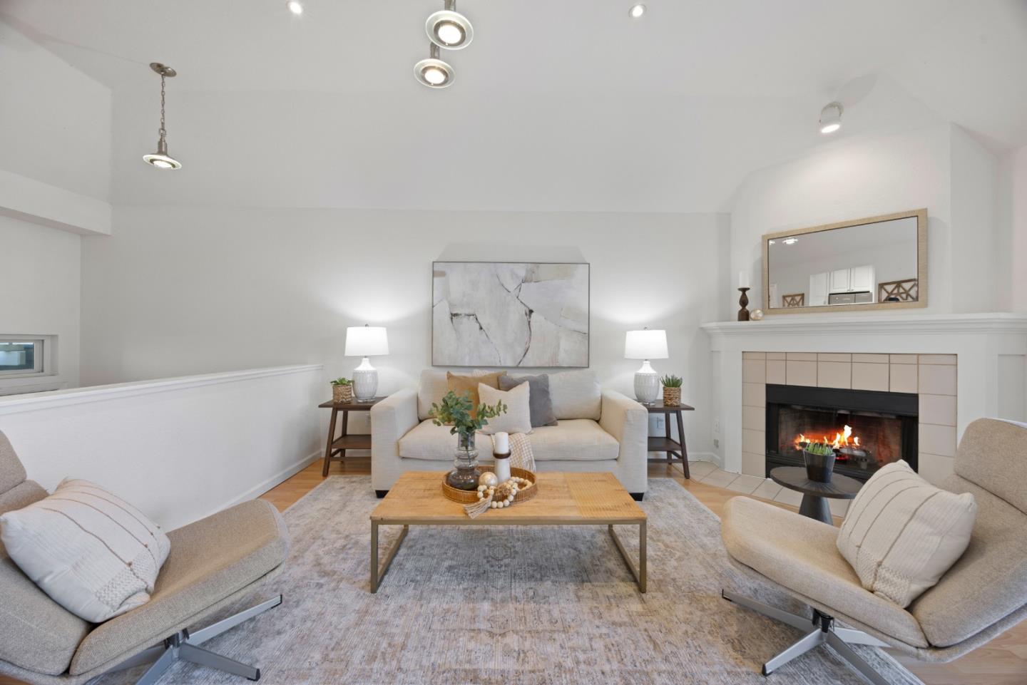 Detail Gallery Image 5 of 44 For 1086 Tiller Ln, Foster City,  CA 94404 - 3 Beds | 2/1 Baths