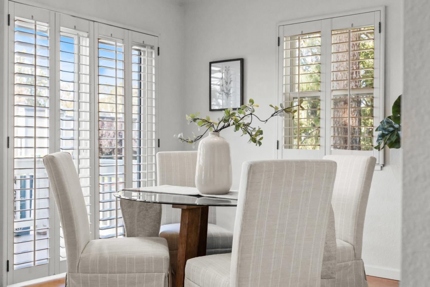 Detail Gallery Image 9 of 44 For 1086 Tiller Ln, Foster City,  CA 94404 - 3 Beds | 2/1 Baths