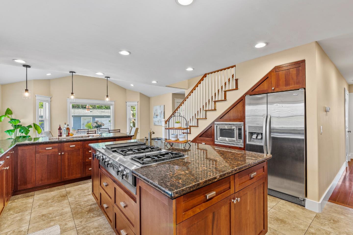 Detail Gallery Image 18 of 63 For 720 Gilroy Dr, Capitola,  CA 95010 - 4 Beds | 2 Baths
