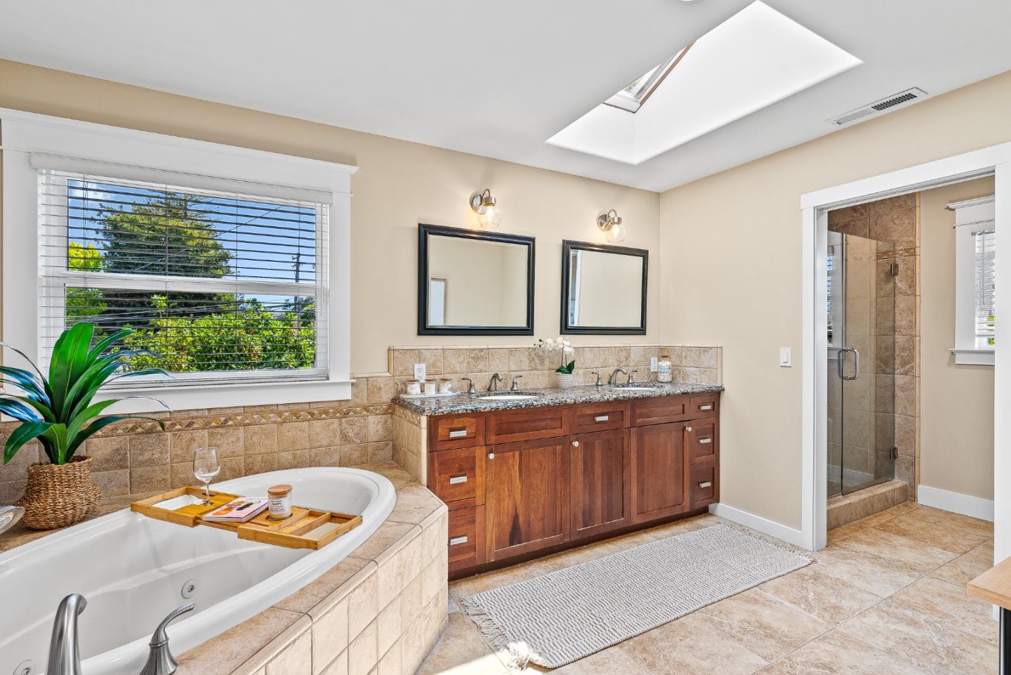 Detail Gallery Image 25 of 63 For 720 Gilroy Dr, Capitola,  CA 95010 - 4 Beds | 2 Baths