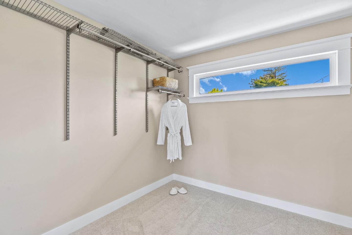 Detail Gallery Image 27 of 63 For 720 Gilroy Dr, Capitola,  CA 95010 - 4 Beds | 2 Baths