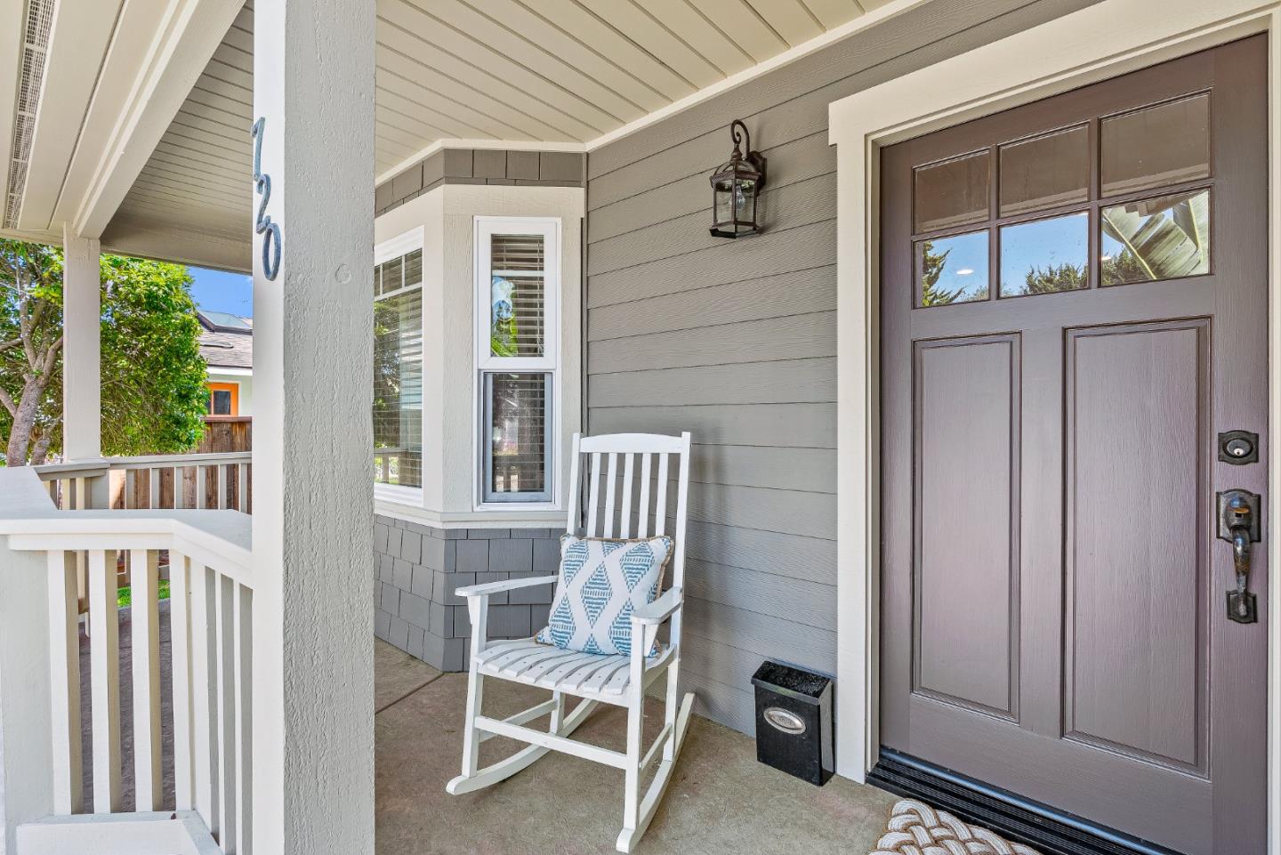 Detail Gallery Image 3 of 63 For 720 Gilroy Dr, Capitola,  CA 95010 - 4 Beds | 2 Baths