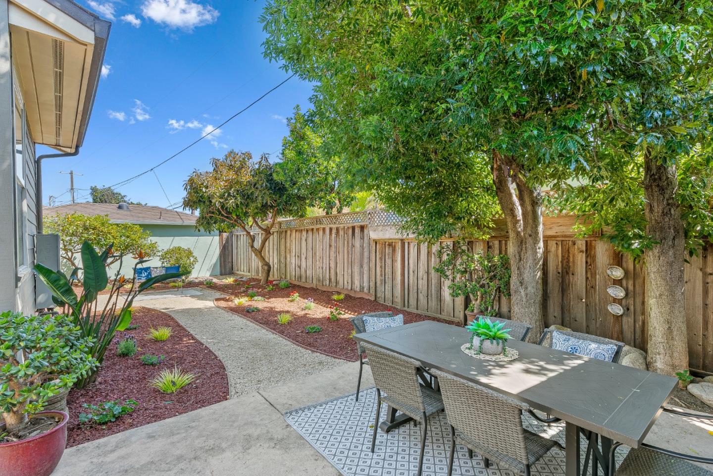 Detail Gallery Image 33 of 63 For 720 Gilroy Dr, Capitola,  CA 95010 - 4 Beds | 2 Baths