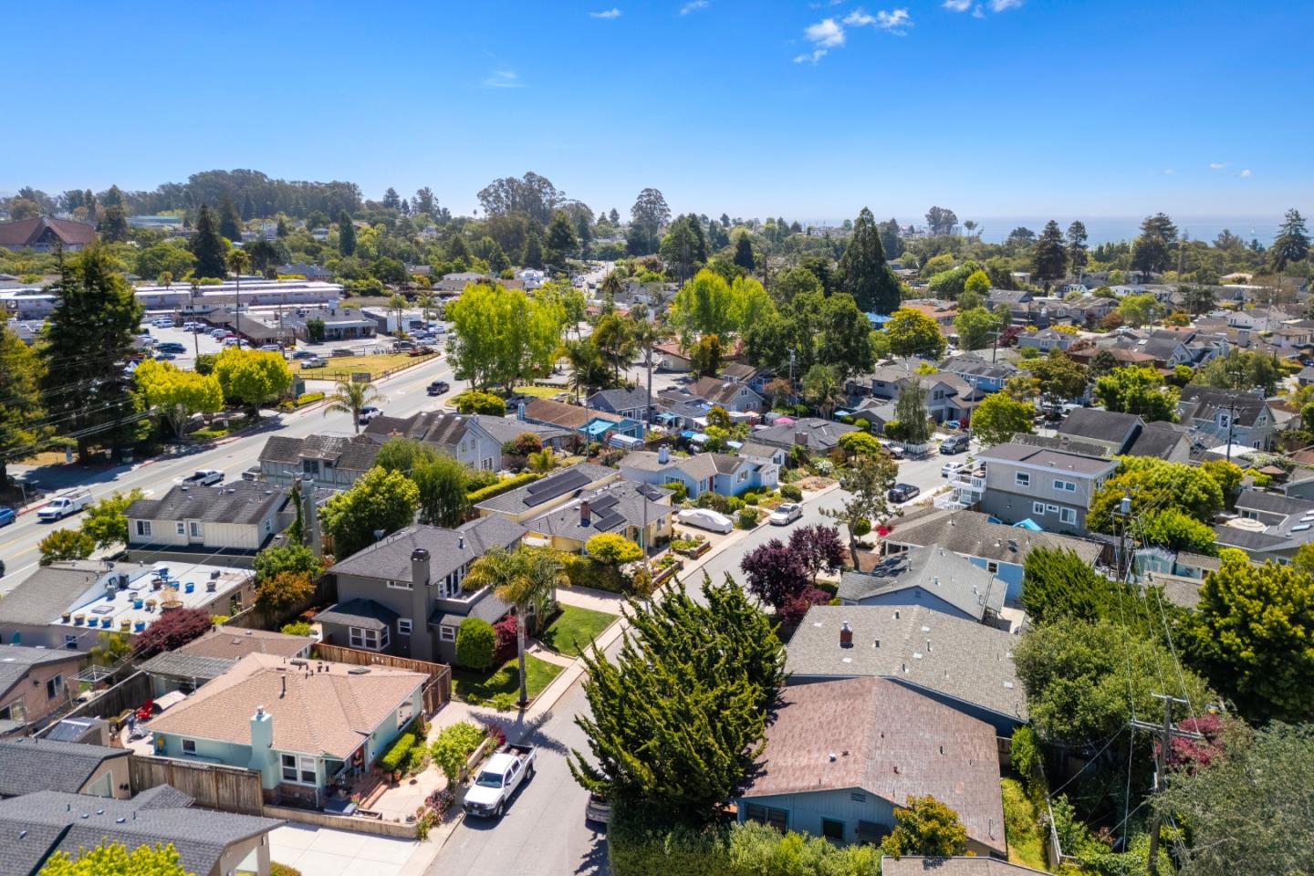 Detail Gallery Image 47 of 63 For 720 Gilroy Dr, Capitola,  CA 95010 - 4 Beds | 2 Baths