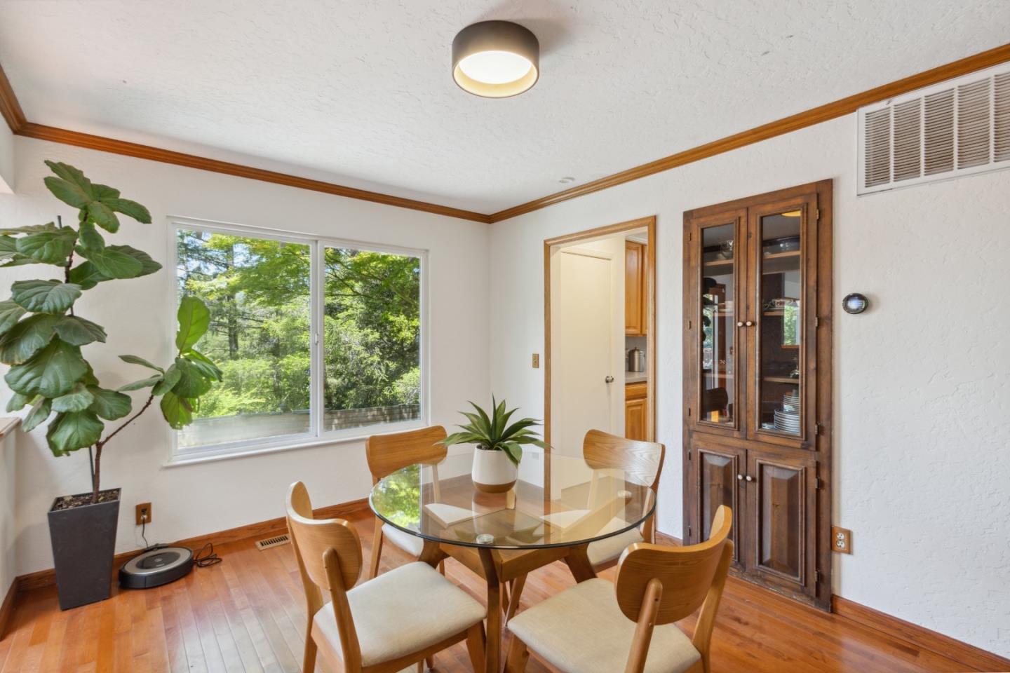 Detail Gallery Image 10 of 50 For 333 Azalea Ave, Ben Lomond,  CA 95005 - 4 Beds | 2 Baths