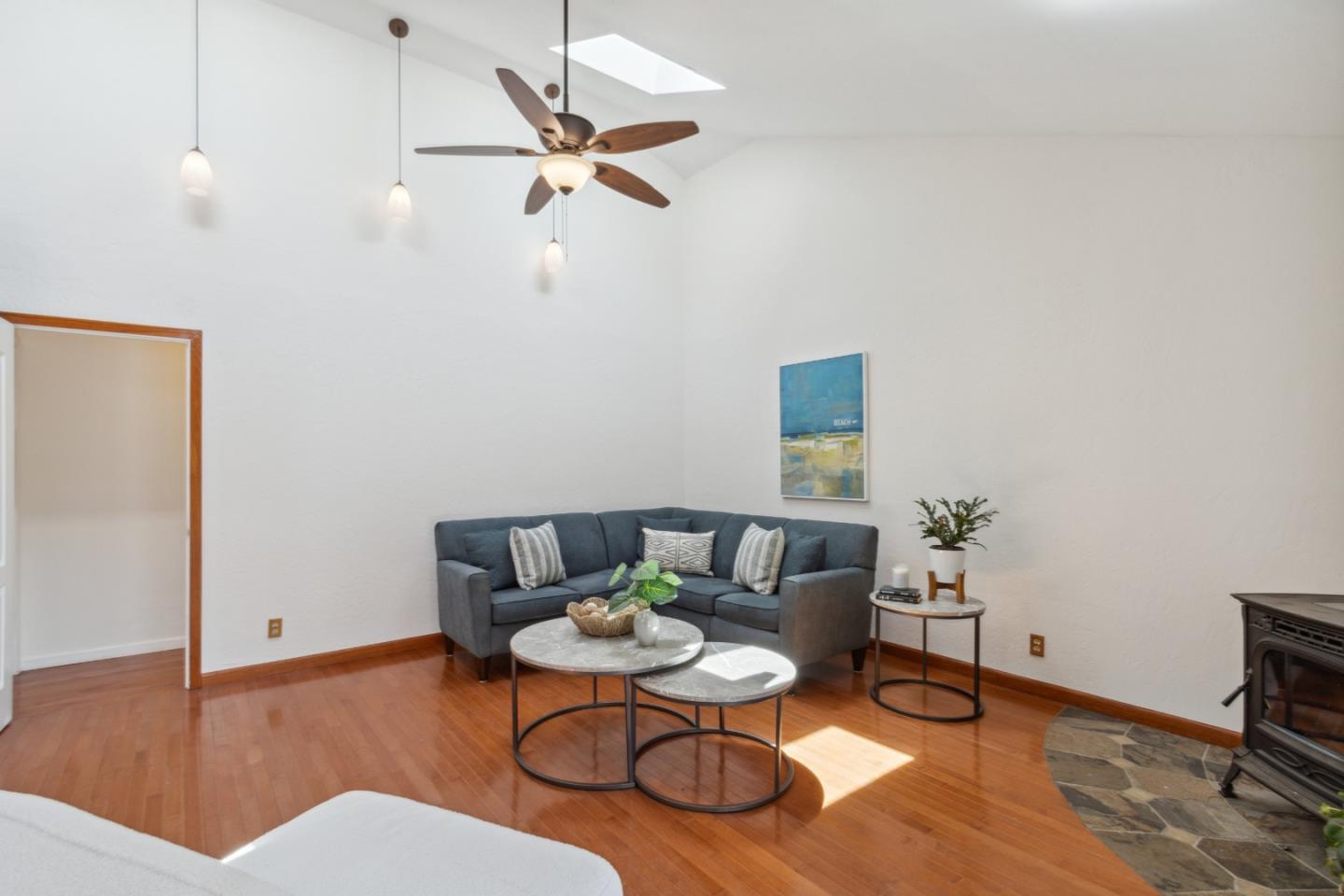 Detail Gallery Image 8 of 50 For 333 Azalea Ave, Ben Lomond,  CA 95005 - 4 Beds | 2 Baths