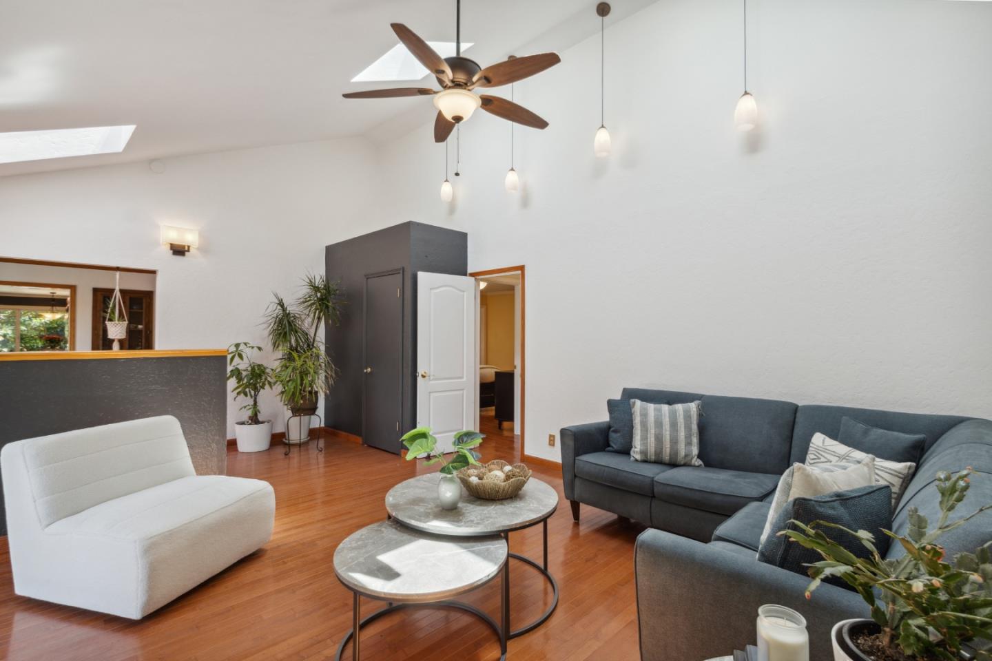 Detail Gallery Image 9 of 50 For 333 Azalea Ave, Ben Lomond,  CA 95005 - 4 Beds | 2 Baths