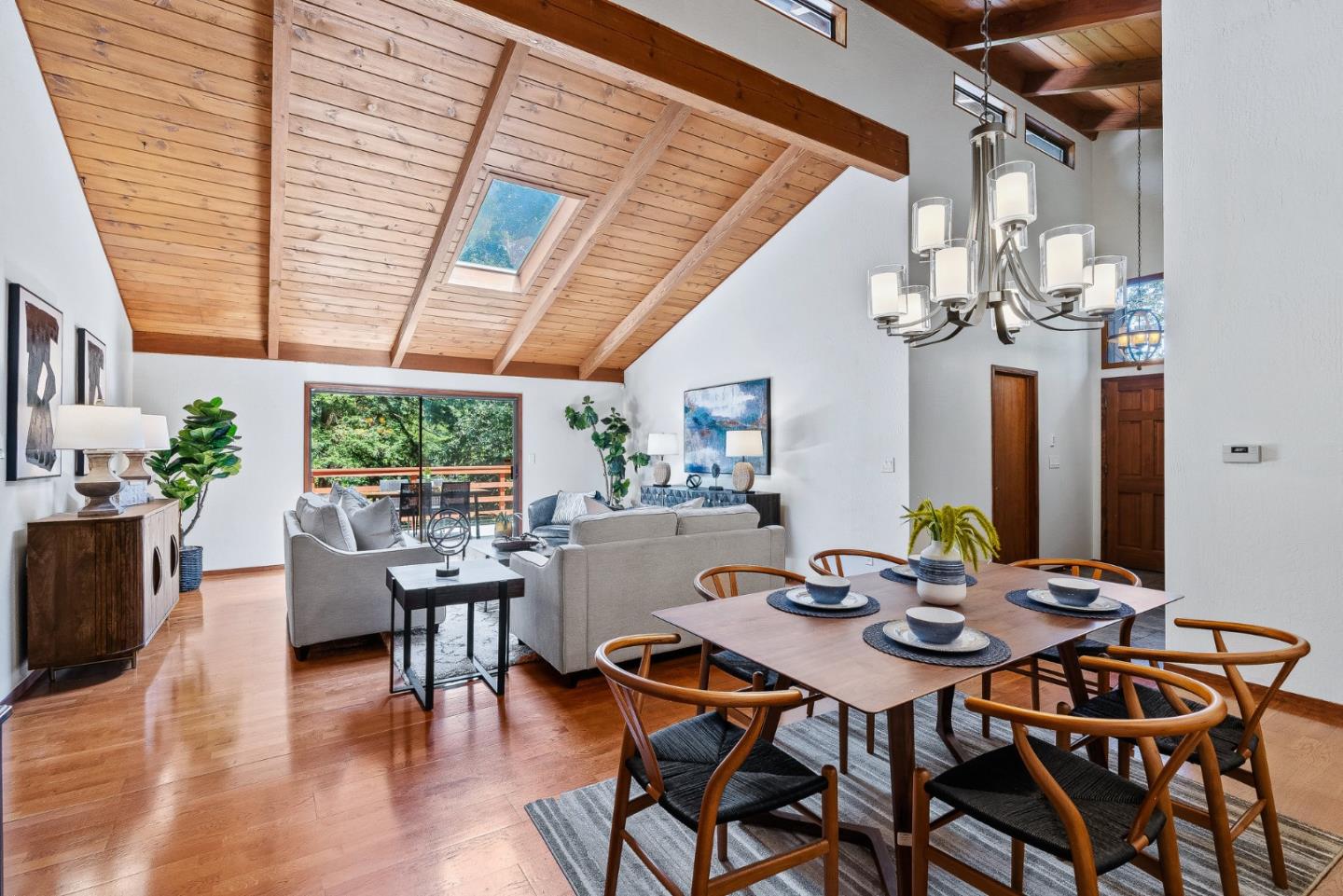 Detail Gallery Image 11 of 49 For 50 Hidden Meadow Ln, Scotts Valley,  CA 95066 - 4 Beds | 3 Baths