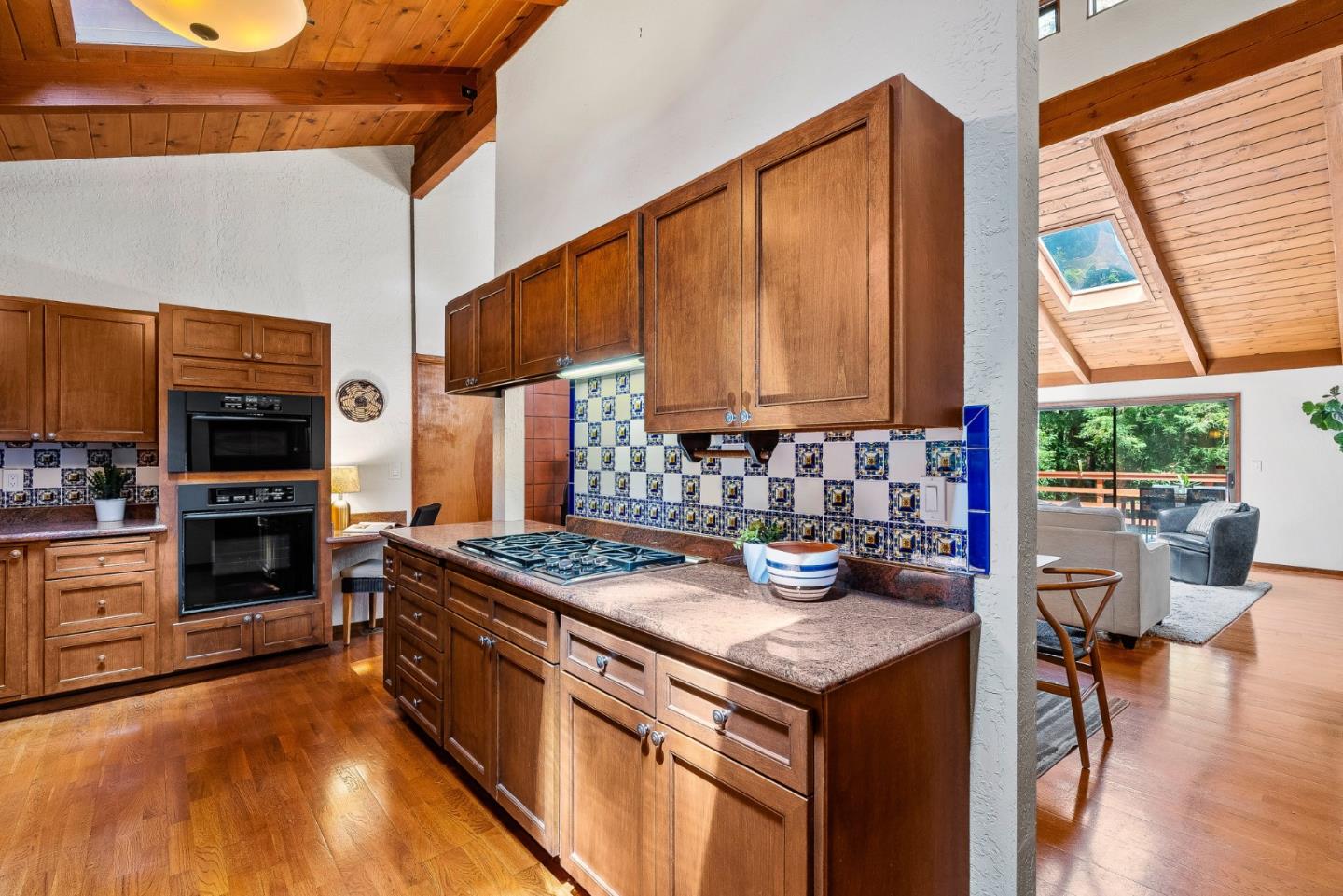 Detail Gallery Image 15 of 49 For 50 Hidden Meadow Ln, Scotts Valley,  CA 95066 - 4 Beds | 3 Baths
