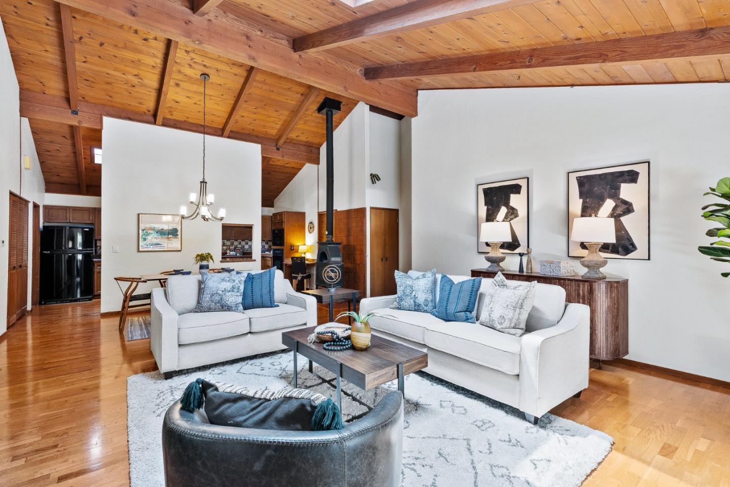 Detail Gallery Image 8 of 49 For 50 Hidden Meadow Ln, Scotts Valley,  CA 95066 - 4 Beds | 3 Baths
