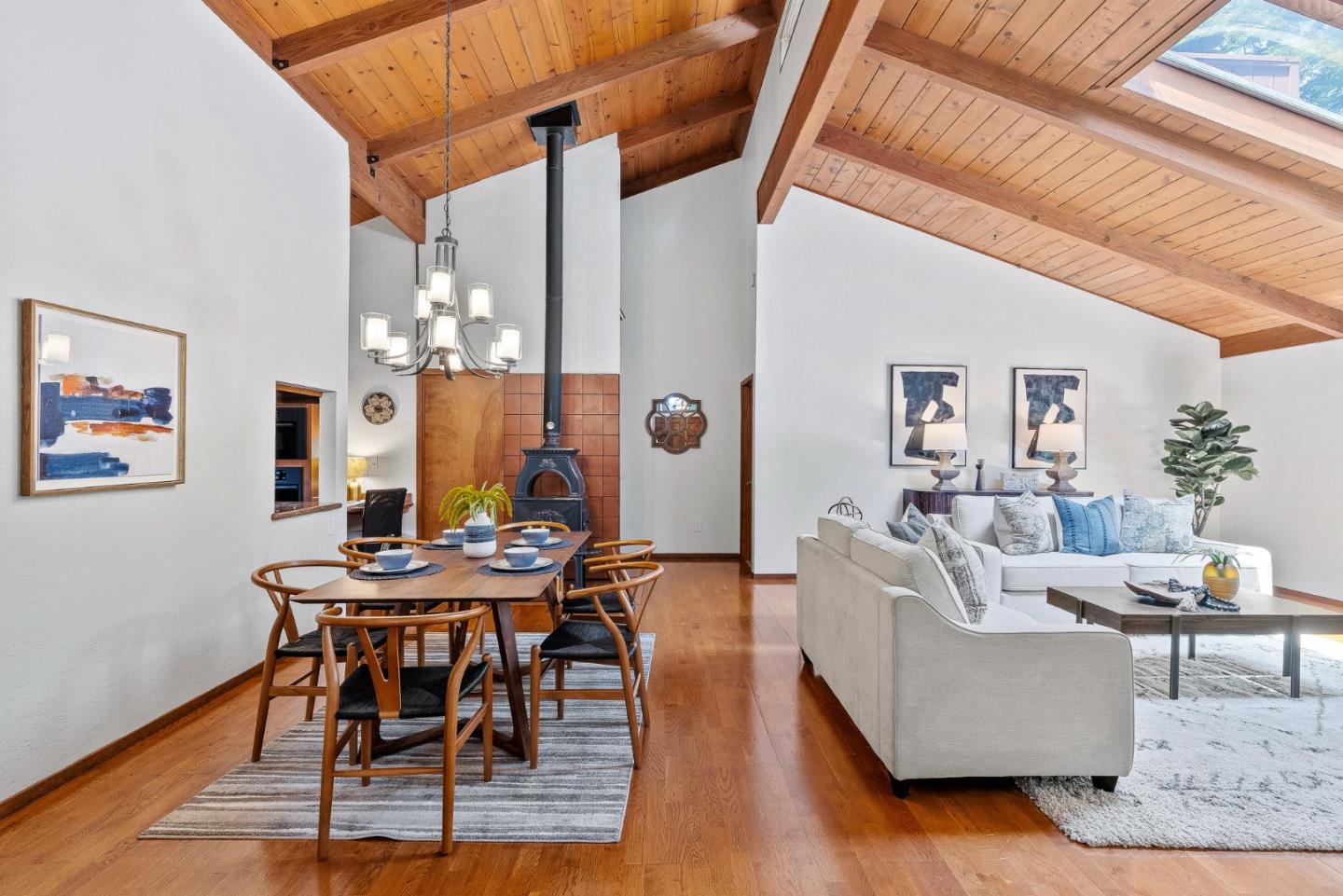 Detail Gallery Image 9 of 49 For 50 Hidden Meadow Ln, Scotts Valley,  CA 95066 - 4 Beds | 3 Baths