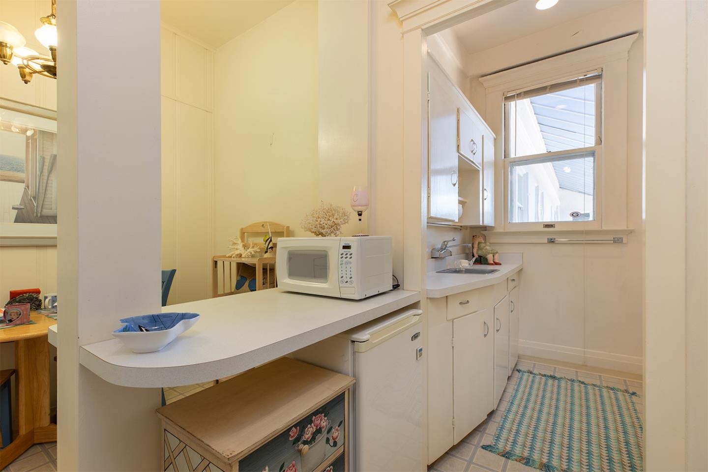Detail Gallery Image 12 of 44 For 260 High 207 a and B,  Santa Cruz,  CA 95060 - 1 Beds | 1 Baths