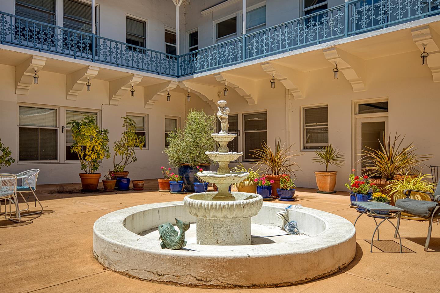 Detail Gallery Image 30 of 44 For 260 High 207 a and B,  Santa Cruz,  CA 95060 - 1 Beds | 1 Baths