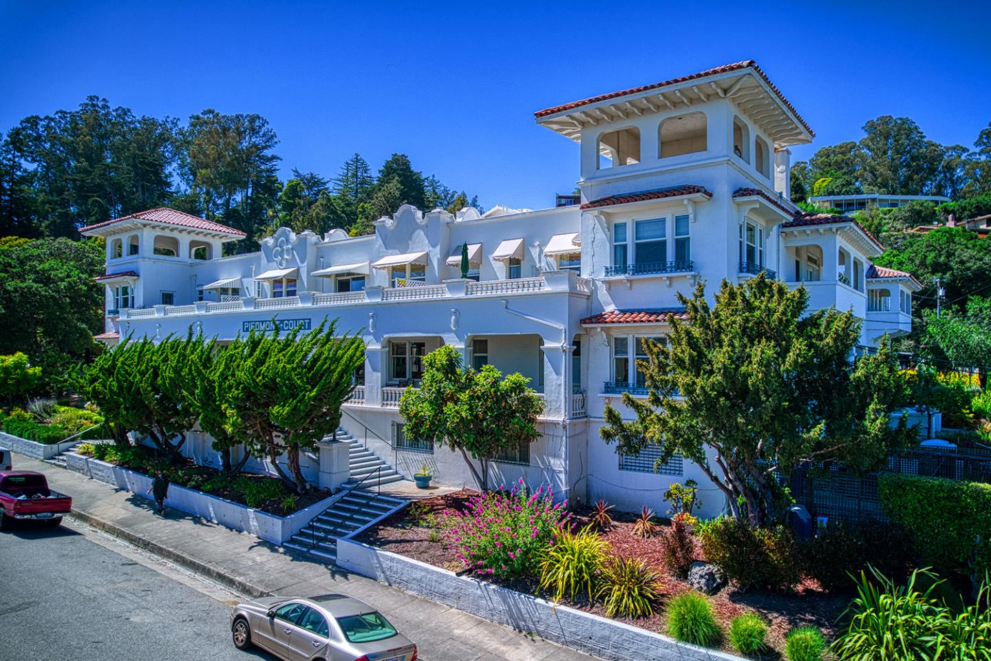 Detail Gallery Image 44 of 44 For 260 High 207 a and B,  Santa Cruz,  CA 95060 - 1 Beds | 1 Baths