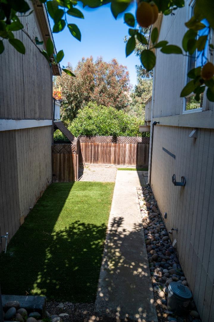 Detail Gallery Image 28 of 29 For 16973 Sara Jane Ct, Morgan Hill,  CA 95037 - 2 Beds | 2/1 Baths