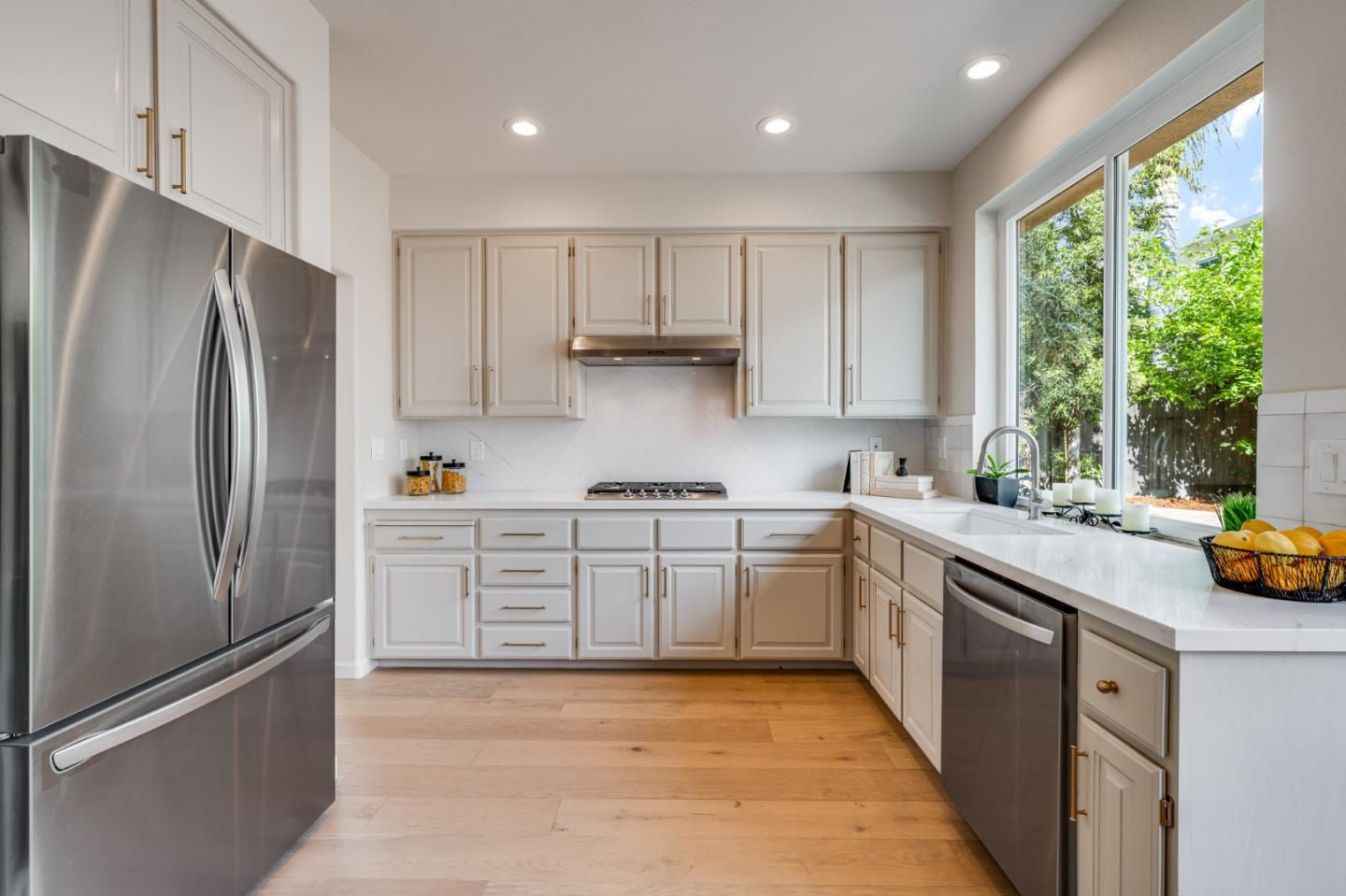 Detail Gallery Image 8 of 30 For 2134 Paseo Del Oro, San Jose,  CA 95124 - 4 Beds | 2/1 Baths