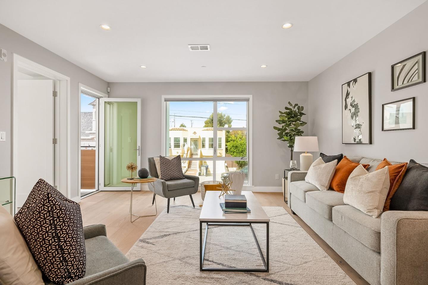 Detail Gallery Image 10 of 26 For 30 Hermosa Ave #203,  Millbrae,  CA 94030 - 3 Beds | 2 Baths