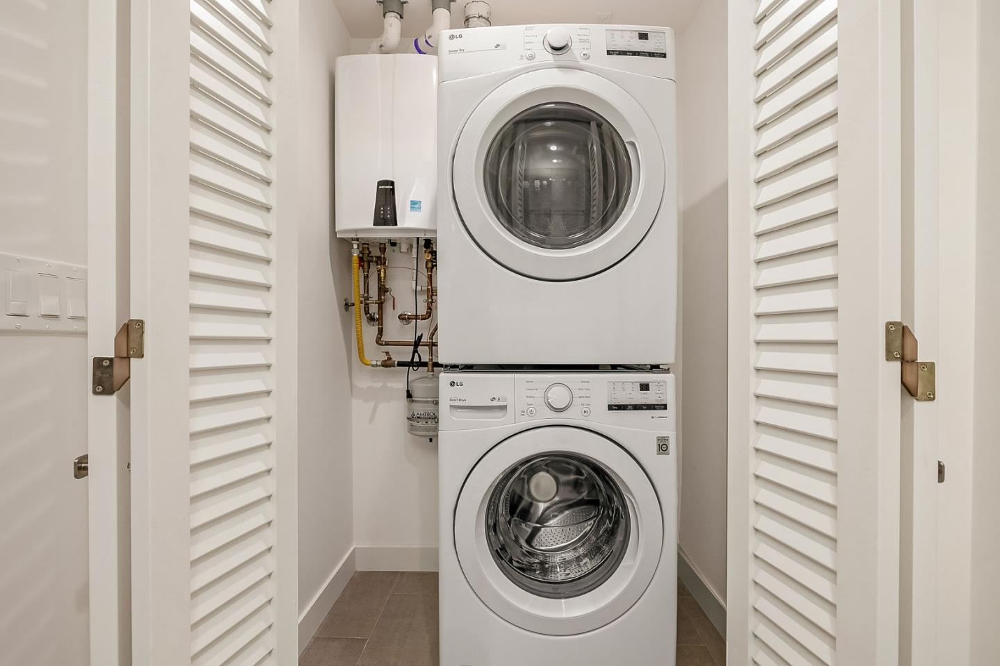 Detail Gallery Image 18 of 26 For 30 Hermosa Ave #203,  Millbrae,  CA 94030 - 3 Beds | 2 Baths