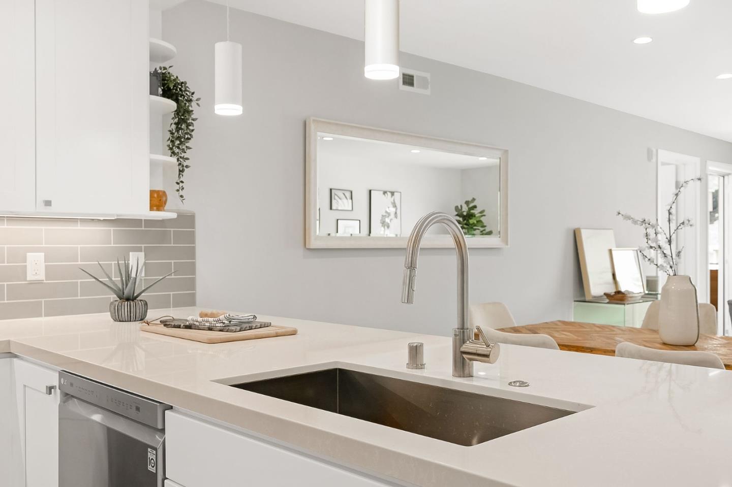 Detail Gallery Image 5 of 26 For 30 Hermosa Ave #203,  Millbrae,  CA 94030 - 3 Beds | 2 Baths